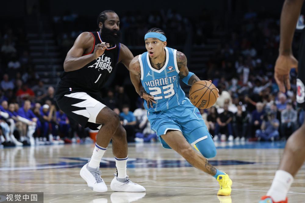 临劲敌的挑 临劲敌的挑